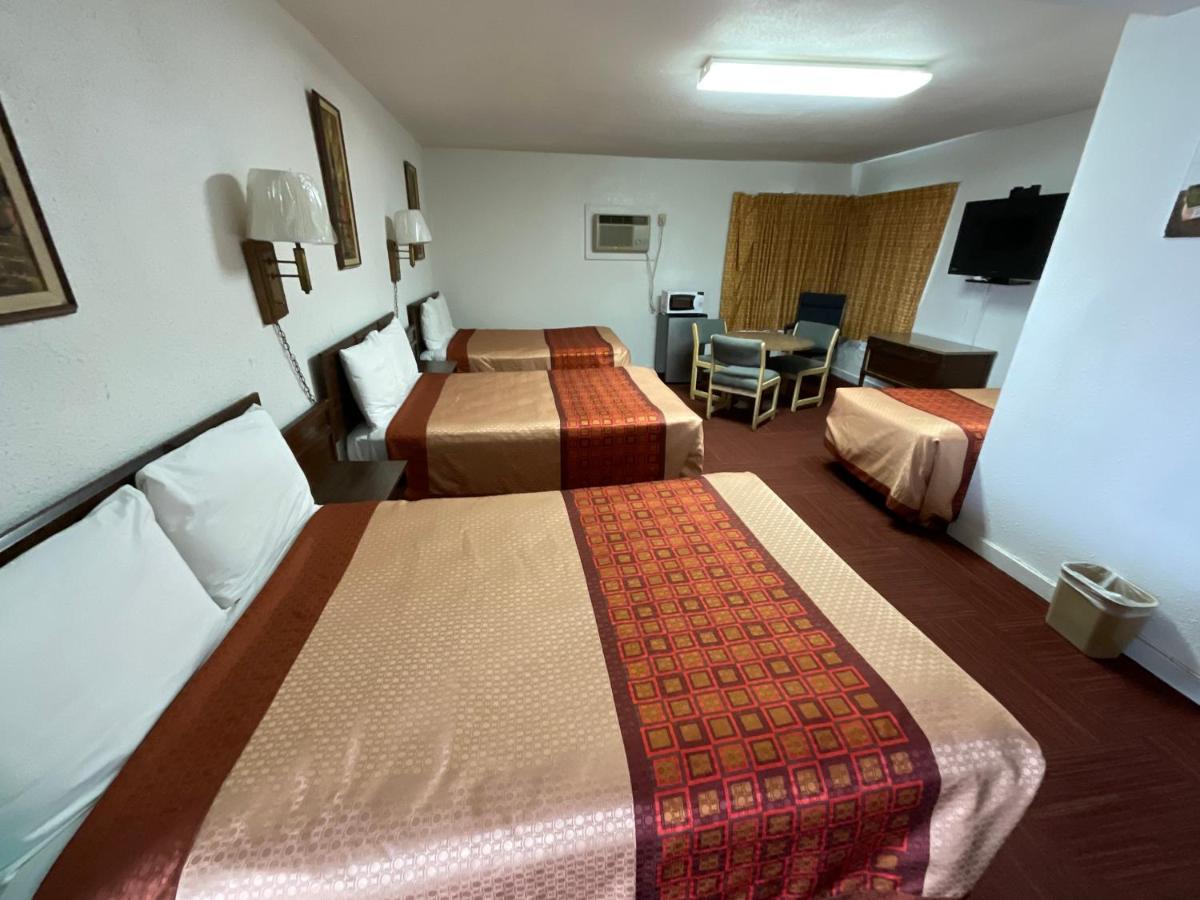 Kansan Motel Liberal Buitenkant foto